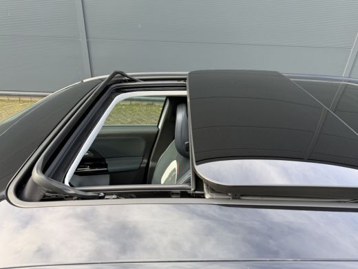 Citroën C5 Aircross 195pk Plug-in Hybrid Max (Elektrisch Schuifdak - Trekhaak - 20" - Stoelverwarming - Zwart dak - E... ActivLease financial lease