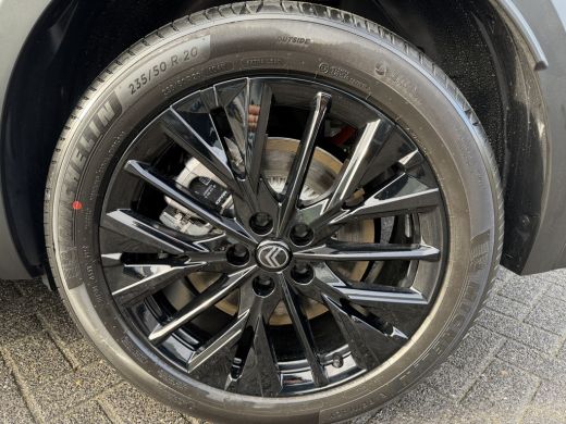 Citroën C5 Aircross 195pk Plug-in Hybrid Max (Elektrisch Schuifdak - Trekhaak - 20" - Stoelverwarming - Zwart dak - E... ActivLease financial lease