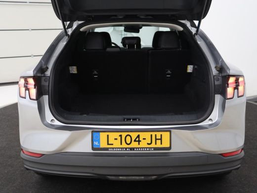 Ford Mustang Mach-E Mach-E RWD 75 kWh | SOH 94% | Leder | Stoelverwarming | Adaptive cruise | Camera | Carplay | Navi... ActivLease financial lease