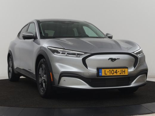 Ford Mustang Mach-E Mach-E RWD 75 kWh | SOH 94% | Leder | Stoelverwarming | Adaptive cruise | Camera | Carplay | Navi... ActivLease financial lease