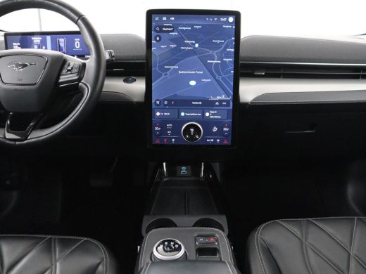 Ford Mustang Mach-E Mach-E RWD 75 kWh | SOH 94% | Leder | Stoelverwarming | Adaptive cruise | Camera | Carplay | Navi... ActivLease financial lease