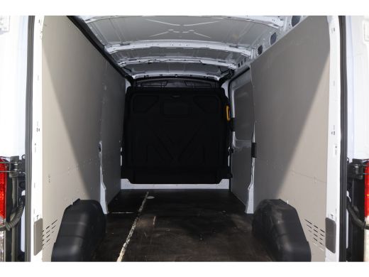 Ford Transit 2.0 TDCI 130pk L3 H2 Automaat ActivLease financial lease