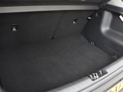 Kia Stonic 1.0 T-GDi MHEV DynamicPlusLine | Adaptive cruise | Carplay | Camera | Keyless | Climate control |... ActivLease financial lease