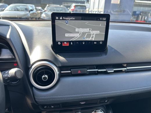 Mazda 2 1.5 Skyactiv-G Signature | Apple carplay| Head up display| Climate control| Rondom zicht camera| ... ActivLease financial lease