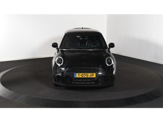Mini Cooper 1.5 Cooper John Cooper Works | Achterbank in delen neerklapbaar | Apple Carplay/Android Auto|tele... ActivLease financial lease