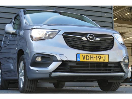 Opel Combo 1.5D 130PK L1H1 INNOVATION + / NAVI / LED / CLIMA / PDC / 16"LMV / CAMERA / TREKHAAK / BETIMMERIN... ActivLease financial lease