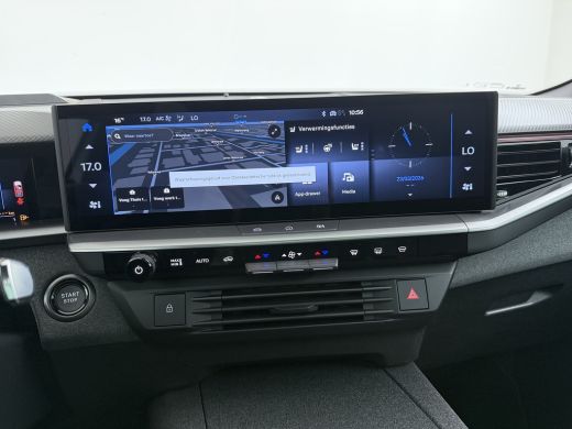 Opel Grandland GS | VAN 50.368,- VOOR 39.900,-! | ND | Draadloze telefoonlader (Inductie) | Elektronische klimaa... ActivLease financial lease