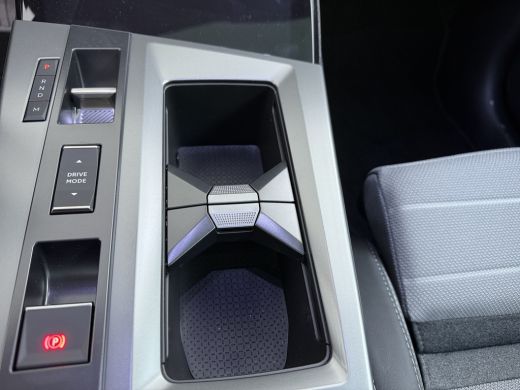 Opel Grandland GS | VAN 50.368,- VOOR 39.900,-! | ND | Draadloze telefoonlader (Inductie) | Elektronische klimaa... ActivLease financial lease