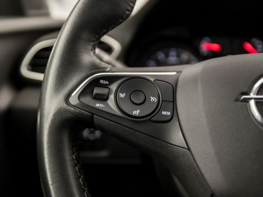 Opel Grandland X 1.2 Turbo Sport 131Pk Automaat (APPLE CARPLAY, GROOT NAVI, GETINT GLAS, LEDER, SPORTSTOELEN, TREK... ActivLease financial lease