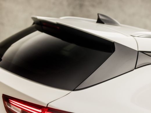 Opel Grandland X 1.2 Turbo Sport 131Pk Automaat (APPLE CARPLAY, GROOT NAVI, GETINT GLAS, LEDER, SPORTSTOELEN, TREK... ActivLease financial lease