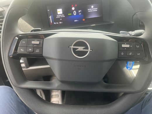 Opel Vivaro-e L2 75 kWh | Airco | Apple Carplay/Android Auto|telefoonintegratie premium | Cruise control ActivLease financial lease