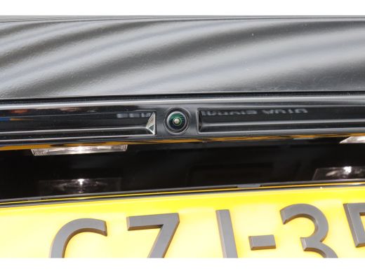 Peugeot 2008 1.2 HYBRID 136PK GT PACK AUTOMAAT / NAVI / LEDER / CLIMA / LED / PDC / 17" LMV / KEYLESS / CAMERA... ActivLease financial lease