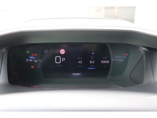 Peugeot 2008 1.2 HYBRID 136PK GT PACK AUTOMAAT / NAVI / LEDER / CLIMA / LED / PDC / 17" LMV / KEYLESS / CAMERA... ActivLease financial lease