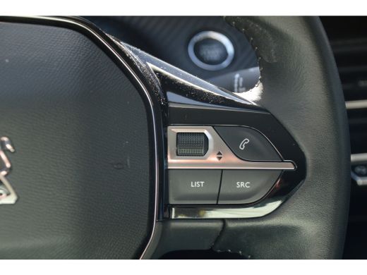 Peugeot 208 1.2 100PK Allure | Navigatie | Parkeersensoren | DAB | Apple Carplay / Android Auto | | Lichtmeta... ActivLease financial lease