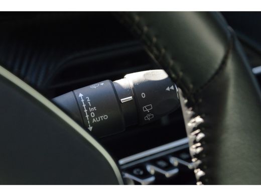 Peugeot 208 1.2 100PK Allure | Navigatie | Parkeersensoren | DAB | Apple Carplay / Android Auto | | Lichtmeta... ActivLease financial lease