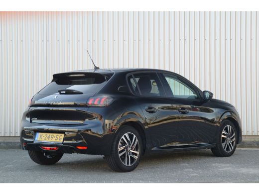 Peugeot 208 1.2 100PK Allure | Navigatie | Parkeersensoren | DAB | Apple Carplay / Android Auto | | Lichtmeta... ActivLease financial lease