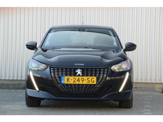 Peugeot 208 1.2 100PK Allure | Navigatie | Parkeersensoren | DAB | Apple Carplay / Android Auto | | Lichtmeta... ActivLease financial lease