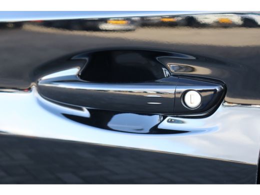 Peugeot 208 1.2 HYBRID 100PK GT PACK AUTOMAAT / NAVI / LEDER / CLIMA / PDC / 17" LMV / CAMERA / KEYLESS / CRU... ActivLease financial lease