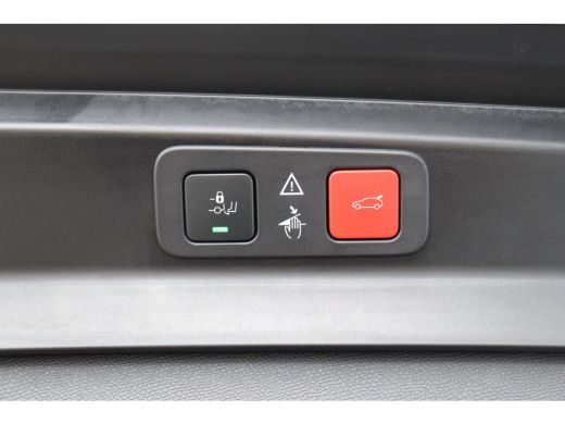 Peugeot 5008 1.2 HYBRID 136PK GT PACK AUTOMAAT / NAVI / CLIMA / PDC / 19" LMV / CAMERA / KEYLESS / PANO. DAK /... ActivLease financial lease