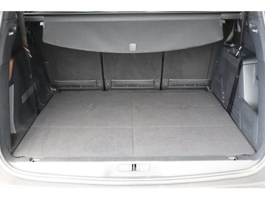 Peugeot 5008 1.2 HYBRID 136PK GT PACK AUTOMAAT / NAVI / CLIMA / PDC / 19" LMV / CAMERA / KEYLESS / PANO. DAK /... ActivLease financial lease