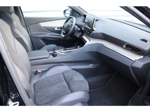 Peugeot 5008 1.2 HYBRID 136PK GT PACK AUTOMAAT / NAVI / CLIMA / PDC / 19" LMV / CAMERA / KEYLESS / PANO. DAK /... ActivLease financial lease