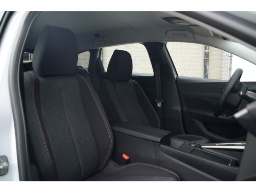 Peugeot e-308 Style | 8 jaar fabrieksgarantie of 160.000 kilometer op het accupakket | Autonomous Emergency Bra... ActivLease financial lease