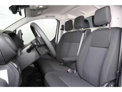 Peugeot e-Expert EV L2 75 kWh | Navi | Airco | Cruise | Betimmering | Camera | Parkeersensoren V+A | Dodehoeksenso... ActivLease financial lease