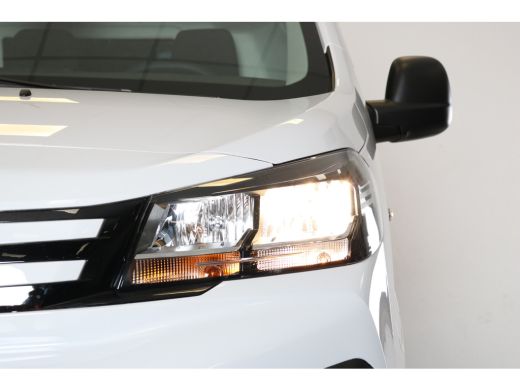 Peugeot e-Expert EV L2 75 kWh | Navi | Airco | Cruise | Betimmering | Camera | Parkeersensoren V+A | Dodehoeksenso... ActivLease financial lease