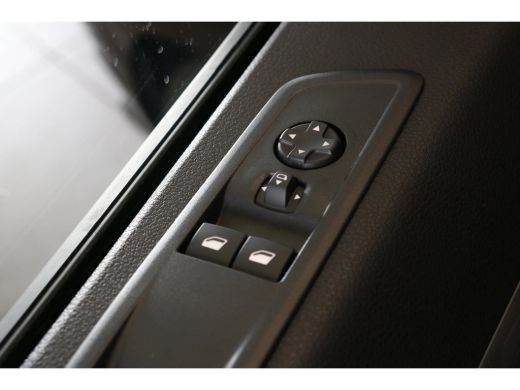 Peugeot e-Expert L3 STX Standaard - Electric | 2 zitplaatsen rechtsvoor | ECall: Peugeot Connect SOS & Assistance ... ActivLease financial lease