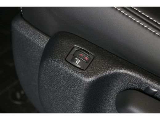 Peugeot e-Expert L3 STX Standaard - Electric | 2 zitplaatsen rechtsvoor | ECall: Peugeot Connect SOS & Assistance ... ActivLease financial lease