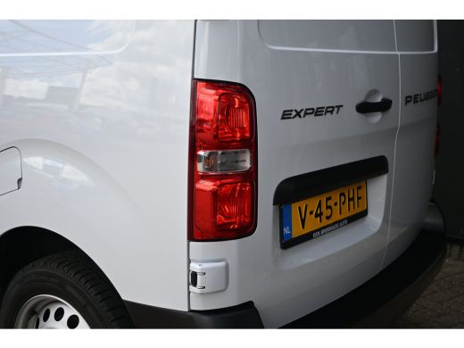 Peugeot Expert 2.0D L2 180PK Automaat | Adaptive Cruise | Betimmering | Stuurverwarming | Navigatie | Apple carp... ActivLease financial lease
