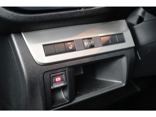 Peugeot Expert L2H1 180pk Automaat NAI | CAMERA | CRUISE | PDC ActivLease financial lease