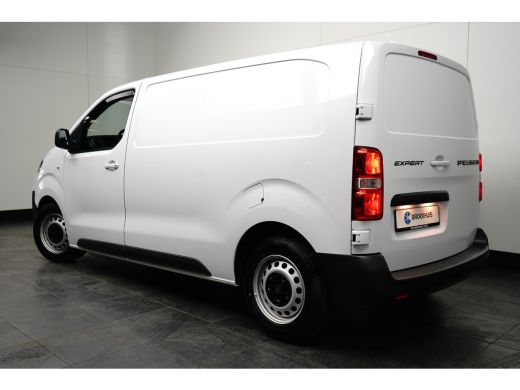 Peugeot Expert L2H1 180pk Automaat NAI | CAMERA | CRUISE | PDC ActivLease financial lease