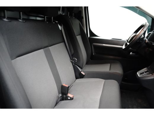 Peugeot Expert L2H1 180pk Automaat NAI | CAMERA | CRUISE | PDC ActivLease financial lease