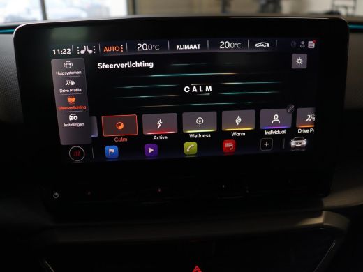 Seat Leon 1.5 eTSI FR Launch Edition | Stoelverwarming | Trekhaak | Adaptive cruise | Camera | Carplay | Sf... ActivLease financial lease