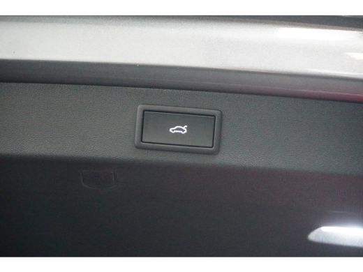 Skoda Kodiaq 1.5 TSI mHEV 110kW Selection 7 persoons | Achteruitrijcamera | Lichtmetalen velgen 18" | Matrix L... ActivLease financial lease