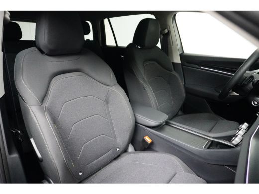 Skoda Kodiaq 1.5 TSI mHEV 110kW Selection 7 persoons | Achteruitrijcamera | Lichtmetalen velgen 18" | Matrix L... ActivLease financial lease