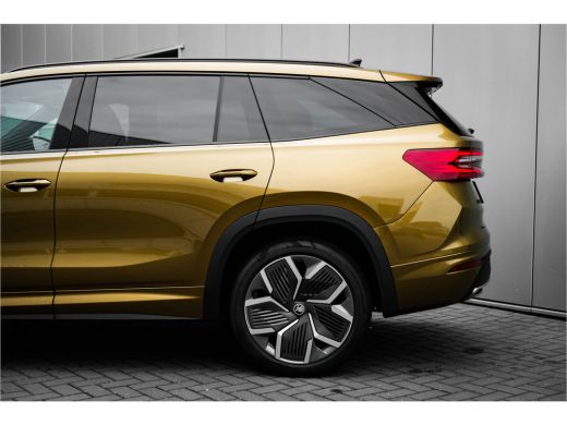 Skoda Kodiaq 1.5 TSI PHEV Sportline Business 204pk DSG/AUTO | Dodehoek detectie | Achteruitrijcamera | Trekhaa... ActivLease financial lease