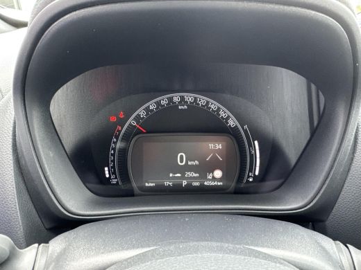 Toyota Aygo 1.0 VVT-i S-CVT Envy tot 10 jr Fabrieksgarantie | Navigatie | Achteruitrijcamera | Trekhaak ActivLease financial lease