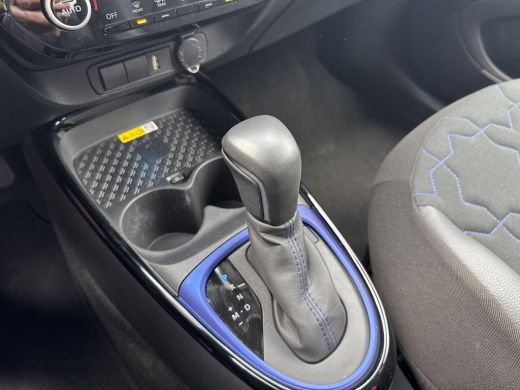 Toyota Aygo 1.0 VVT-i S-CVT Envy tot 10 jr Fabrieksgarantie | Navigatie | Achteruitrijcamera | Trekhaak ActivLease financial lease