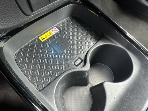 Toyota Aygo 1.0 VVT-i S-CVT Envy tot 10 jr Fabrieksgarantie | Navigatie | Achteruitrijcamera | Trekhaak ActivLease financial lease