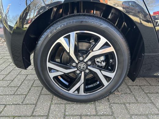 Toyota Yaris 1.5 Hybrid 115 Dynamic ActivLease financial lease