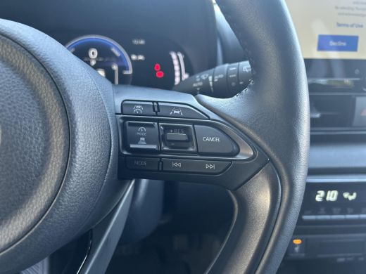 Toyota Yaris 1.5 Hybrid 115 Dynamic ActivLease financial lease