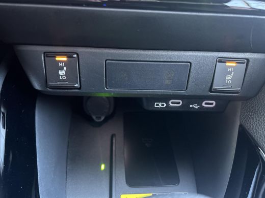 Toyota Yaris 1.5 Hybrid 115 Dynamic ActivLease financial lease