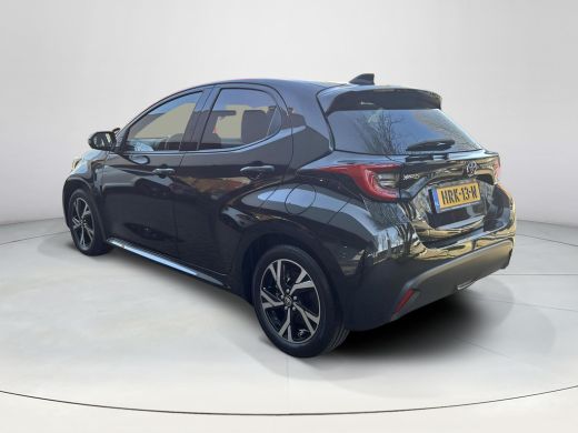 Toyota Yaris 1.5 Hybrid 115 Dynamic ActivLease financial lease