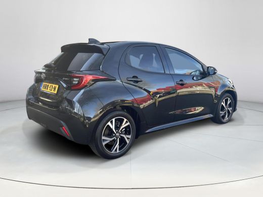 Toyota Yaris 1.5 Hybrid 115 Dynamic ActivLease financial lease