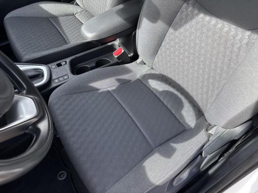 Toyota Yaris 1.5 Hybrid Active | BTW ! ! | Fabrieksgarantie 1ste eigenaar | ActivLease financial lease