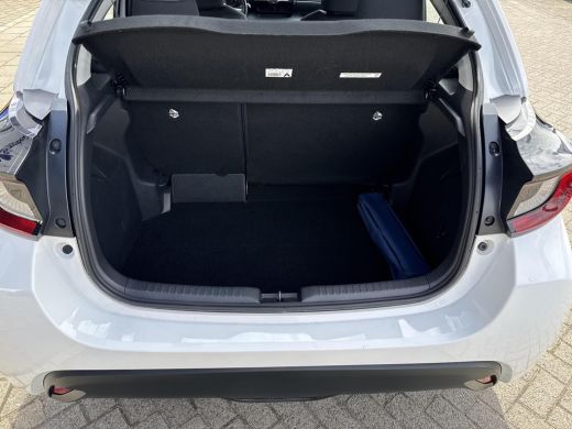 Toyota Yaris 1.5 Hybrid Active | BTW ! ! | Fabrieksgarantie 1ste eigenaar | ActivLease financial lease