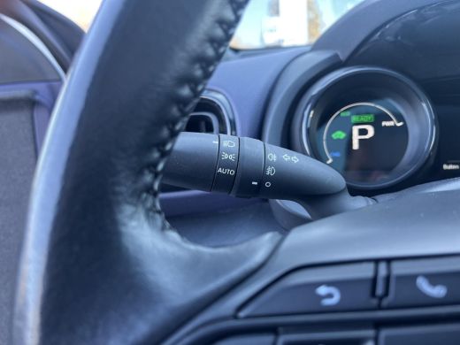 Toyota Yaris 1.5 Hybrid Executive ActivLease financial lease