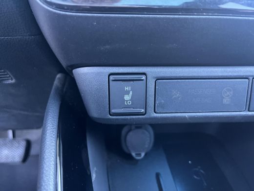 Toyota Yaris 1.5 Hybrid Executive ActivLease financial lease